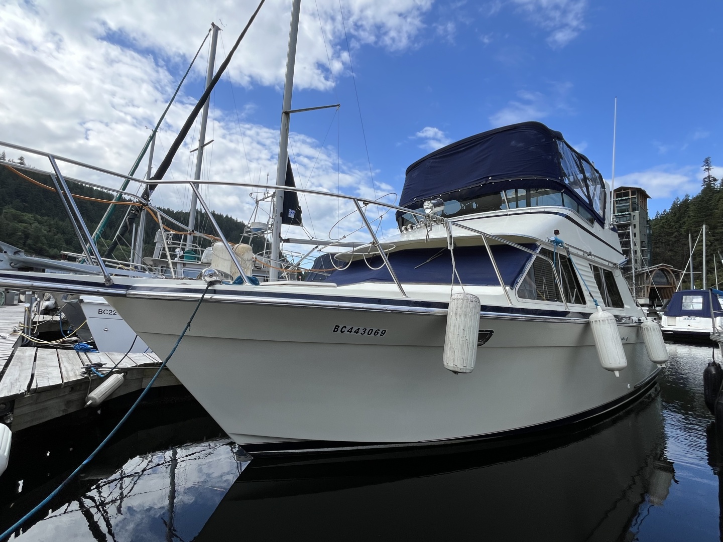 Shirley Rose 30ft Tollycraft Yacht For Sale