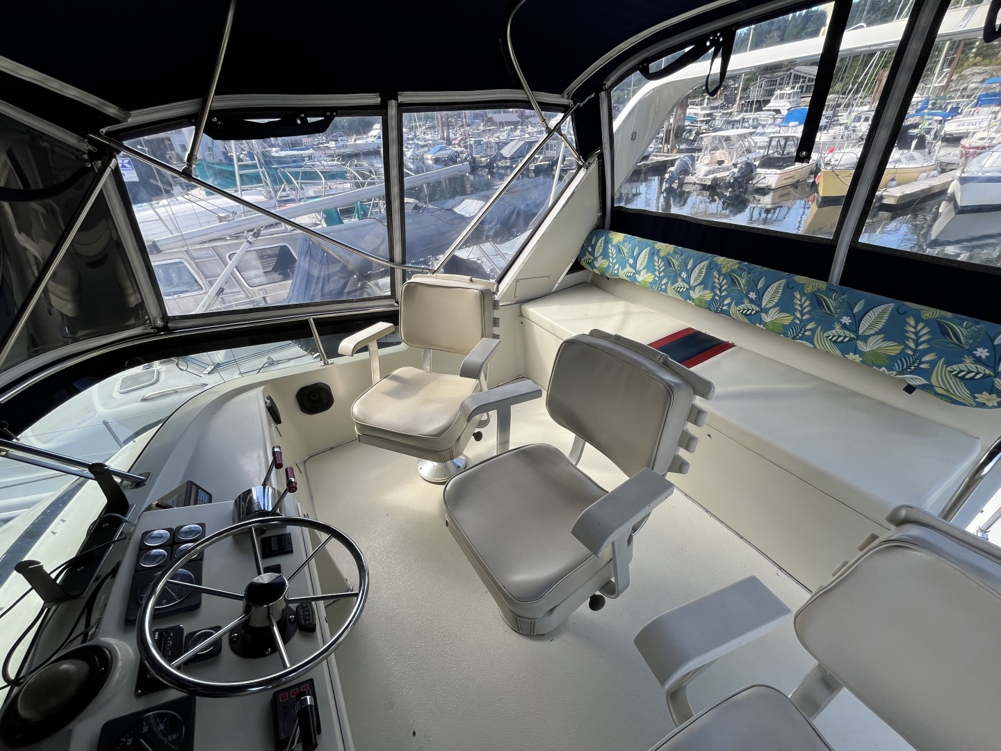 Shirley Rose 30ft Tollycraft Yacht For Sale