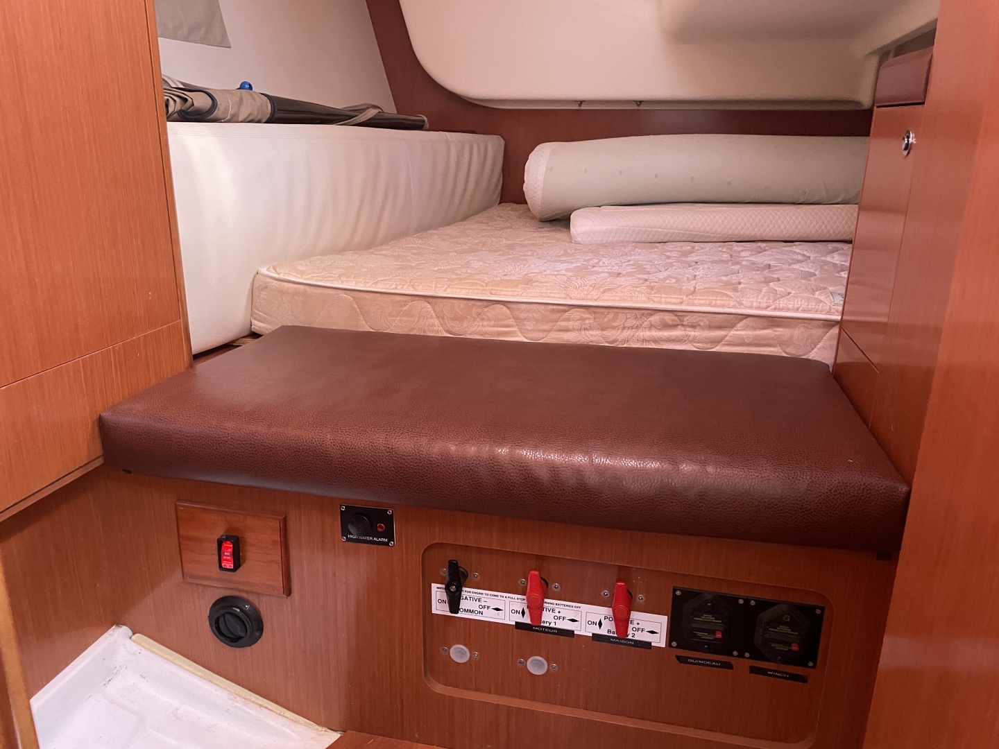 2010 Beneteau 