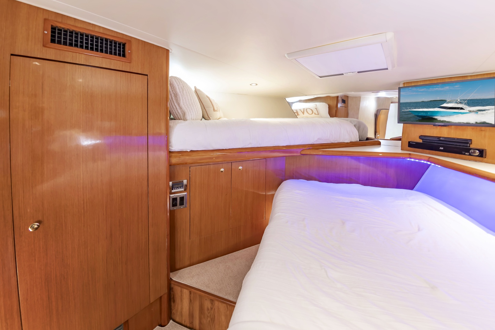 A 2 Z S 55ft Viking Yacht For Sale A 2 Z S 55ft Viking Yacht For Sale