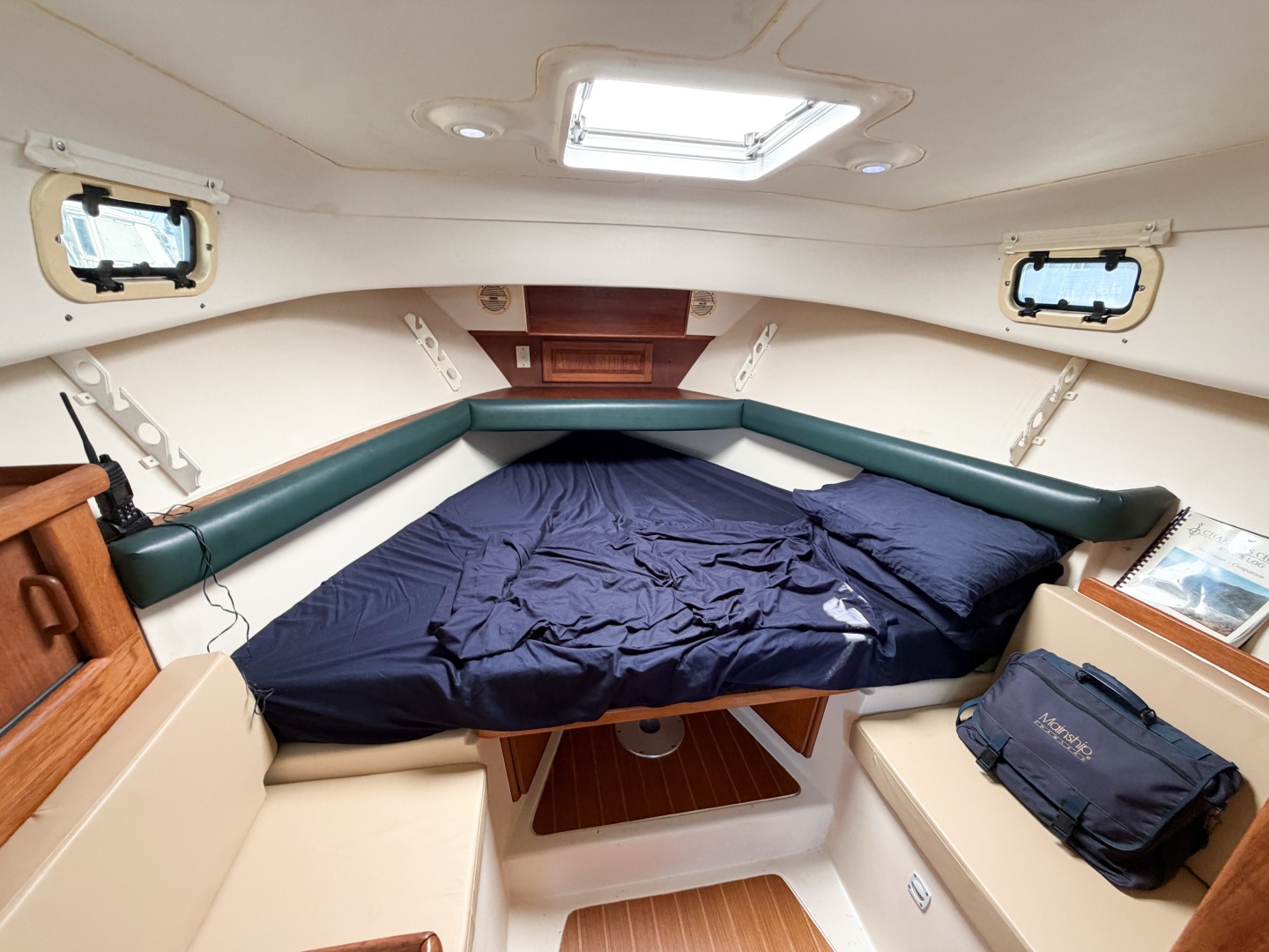 2000 Mainship Pilot 30