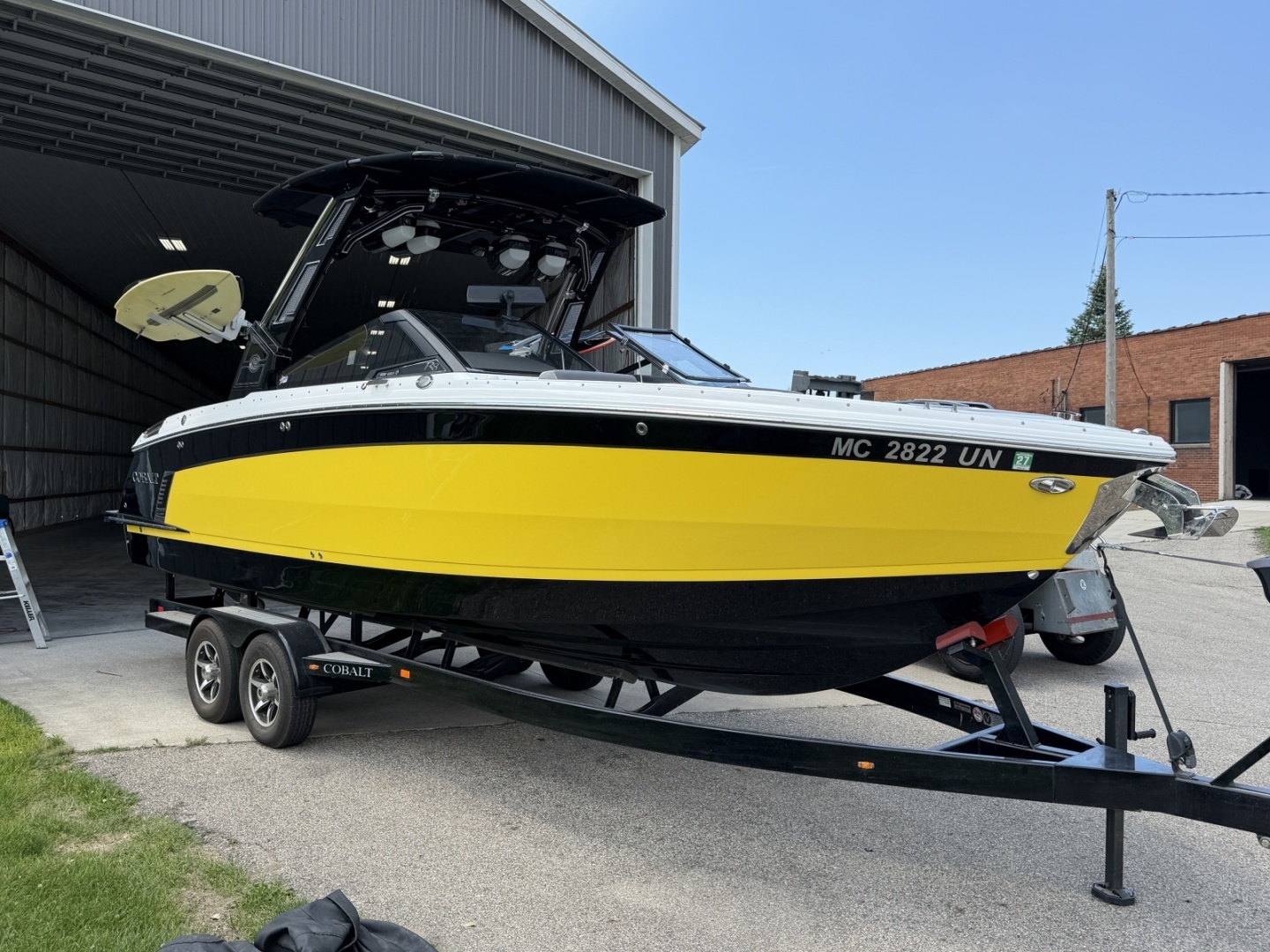 2021 Cobalt R8 Surf