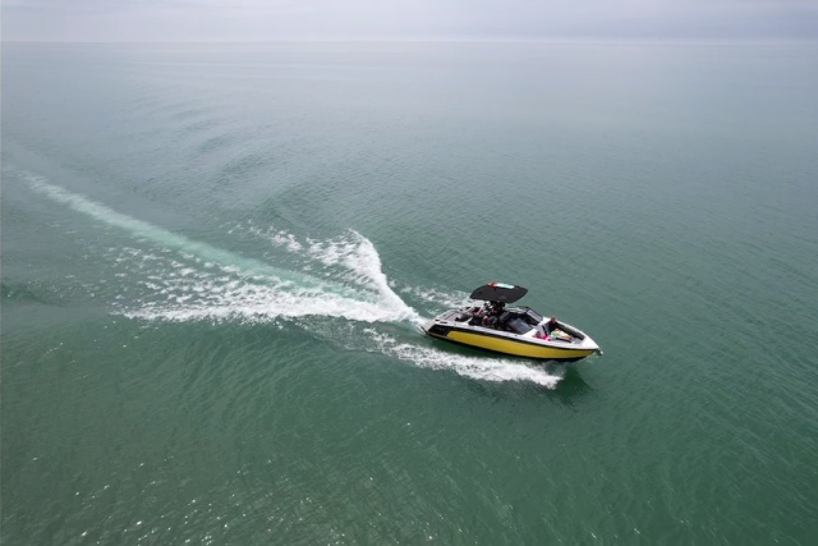 2021 Cobalt R8 Surf