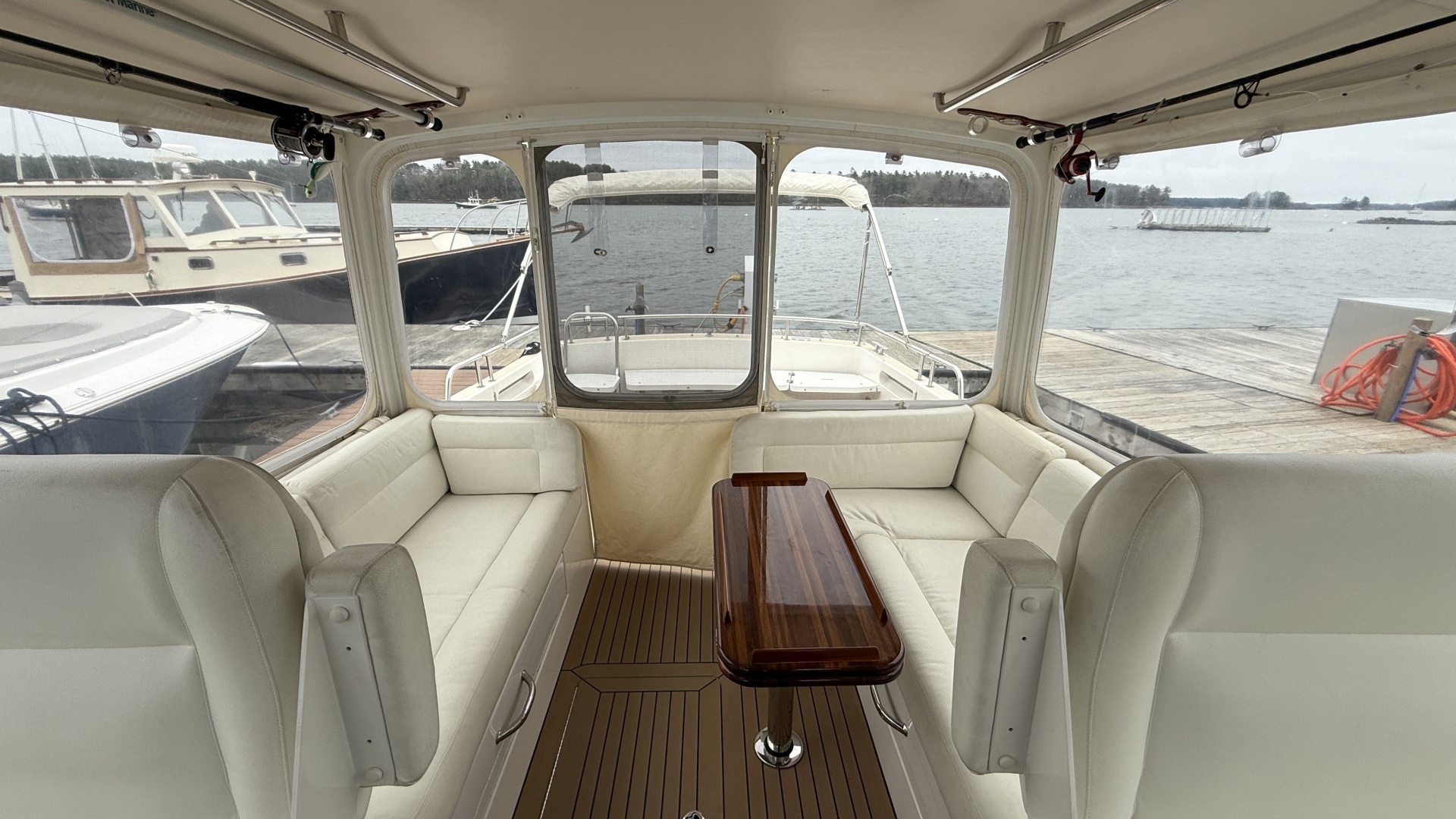 MJM 40z Yacht For Sale