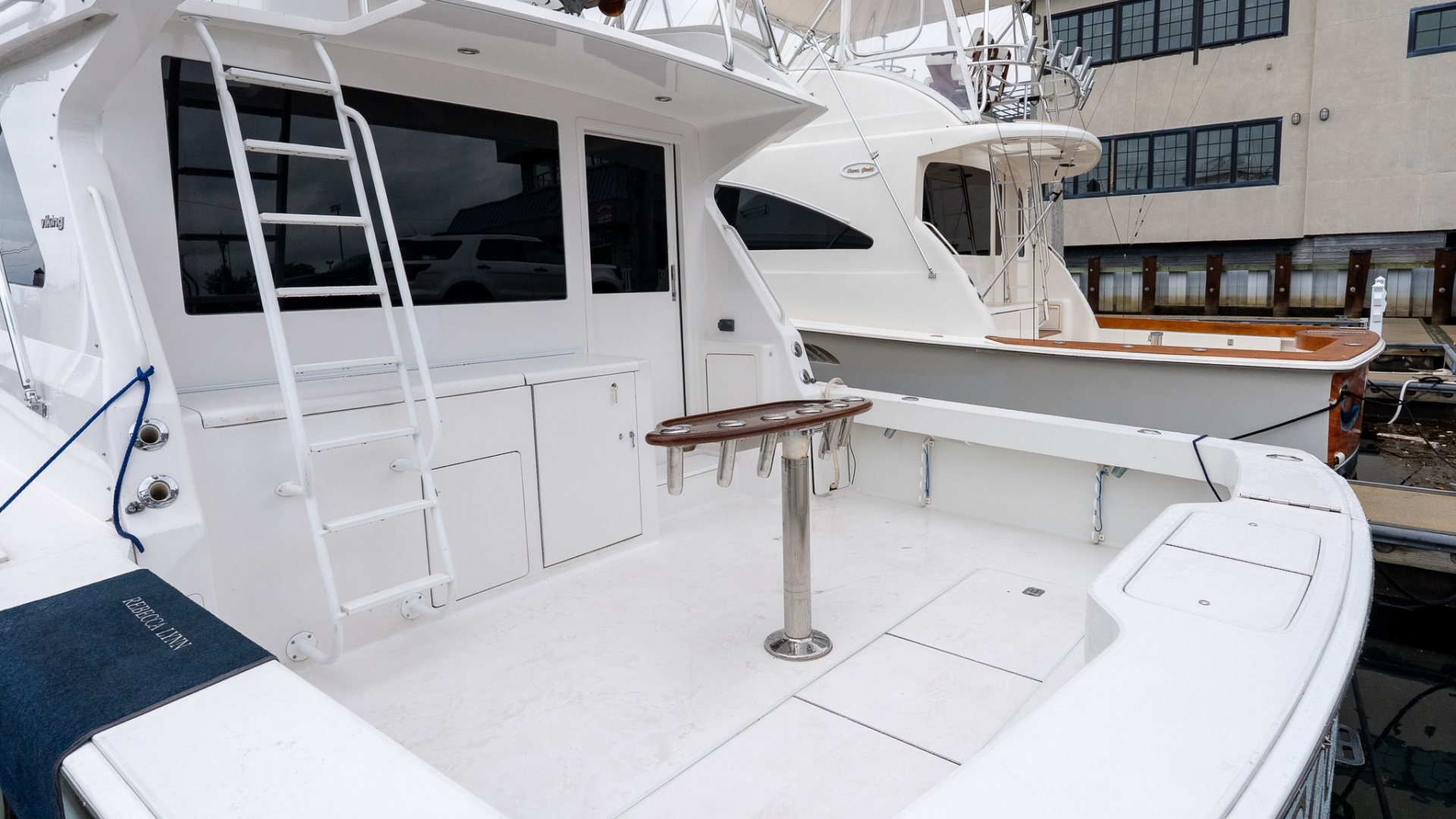 2000 Viking 50 Convertible