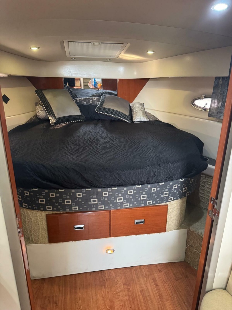 Formula 37 Performance Cruiser — Knot Loopy - Photo 43
