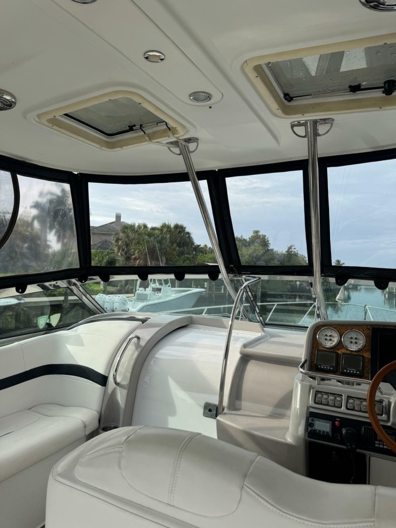 Formula 37 Performance Cruiser — Knot Loopy - Photo 24
