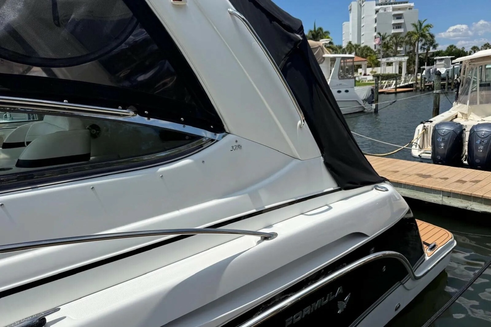 Formula 37 Performance Cruiser — Knot Loopy - Photo 11