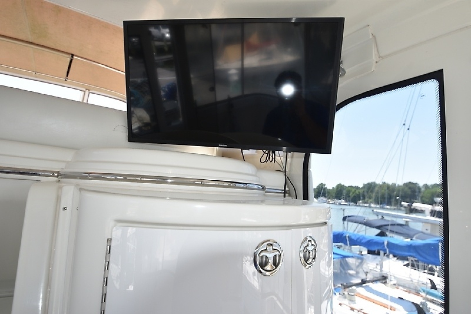 Carver 466 Motor Yacht Yacht For Sale