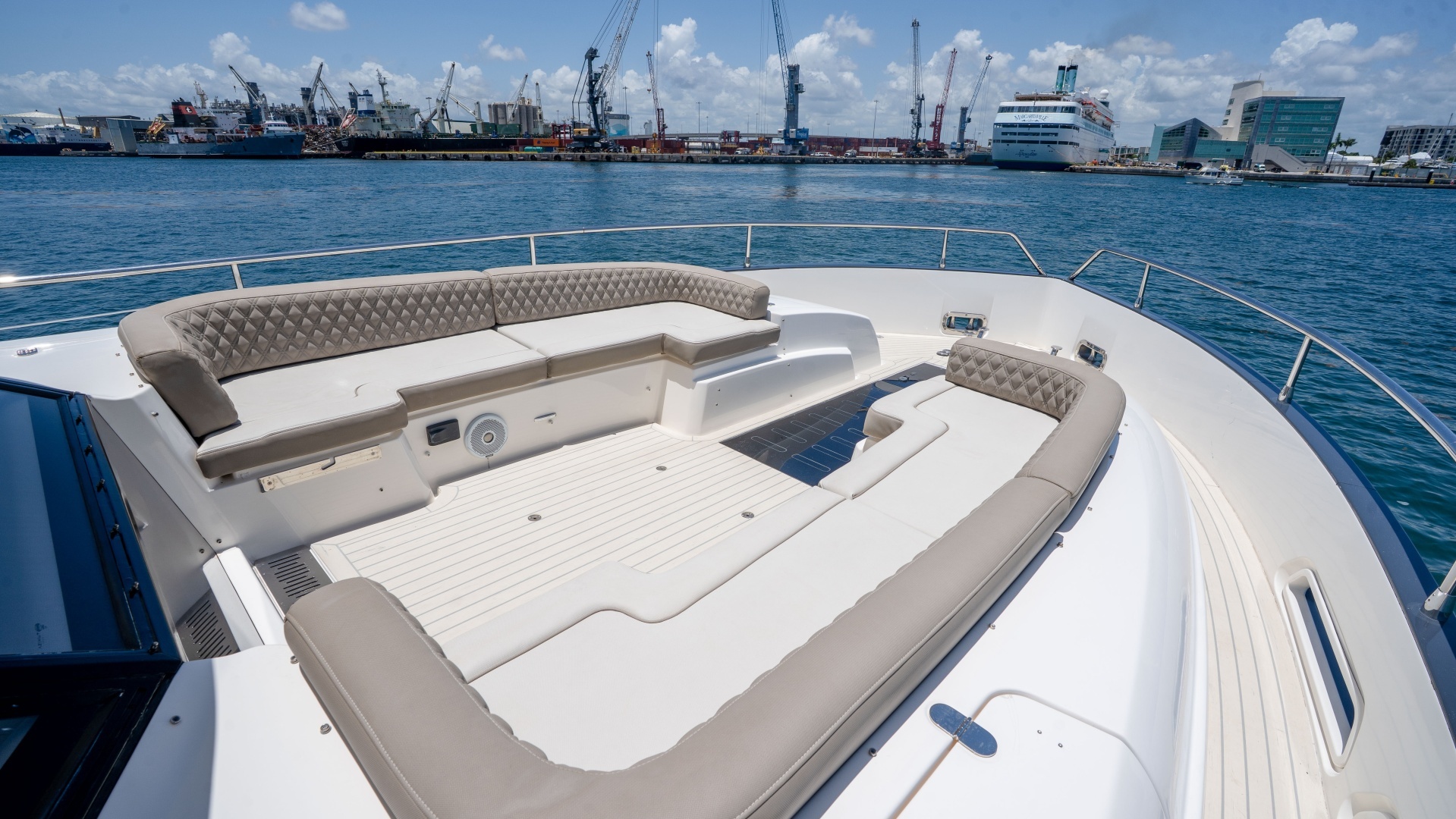 Azimut Magellano 50 Yacht For Sale