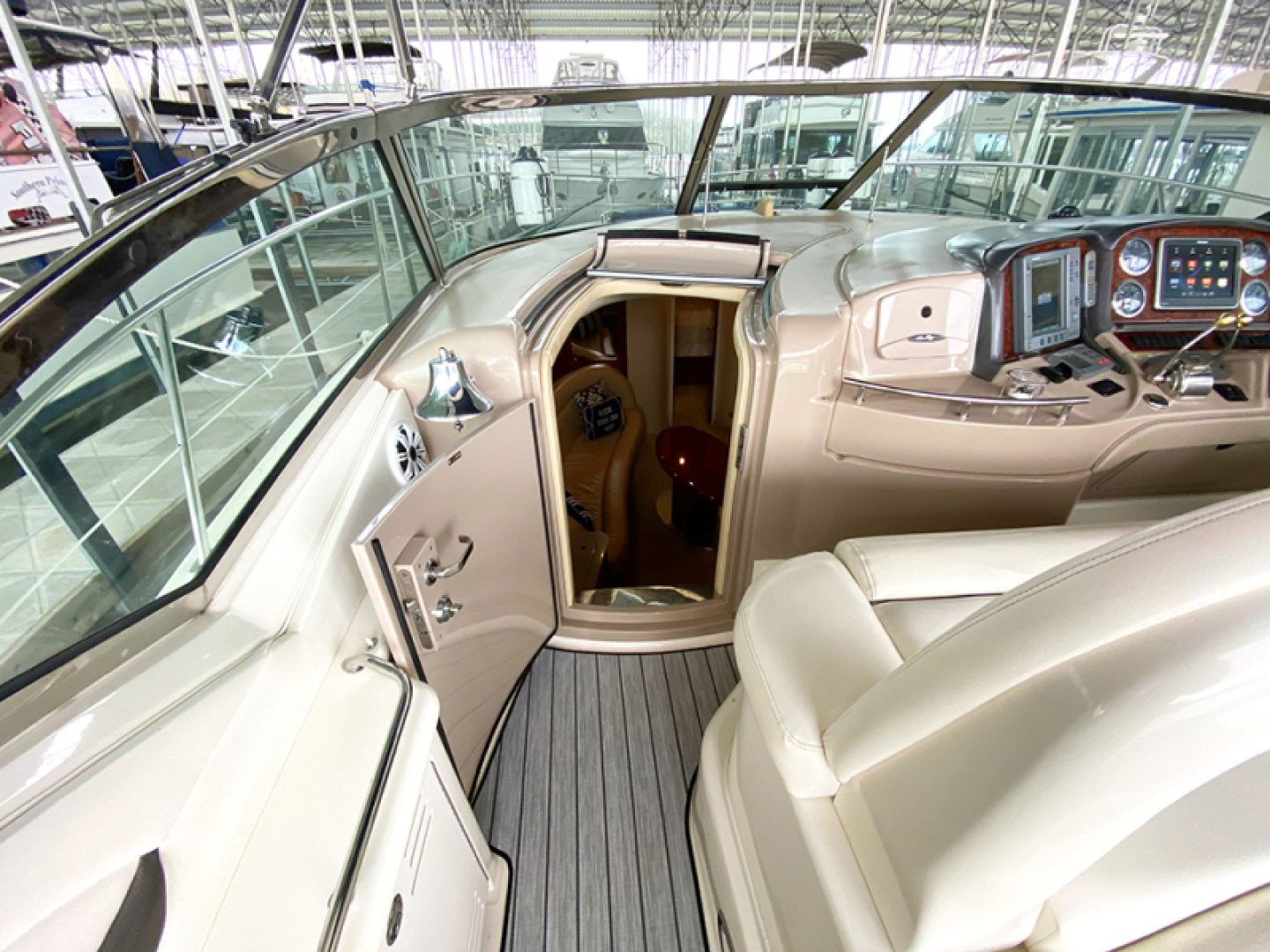 Sea Ray 420 Sundancer Yacht For Sale