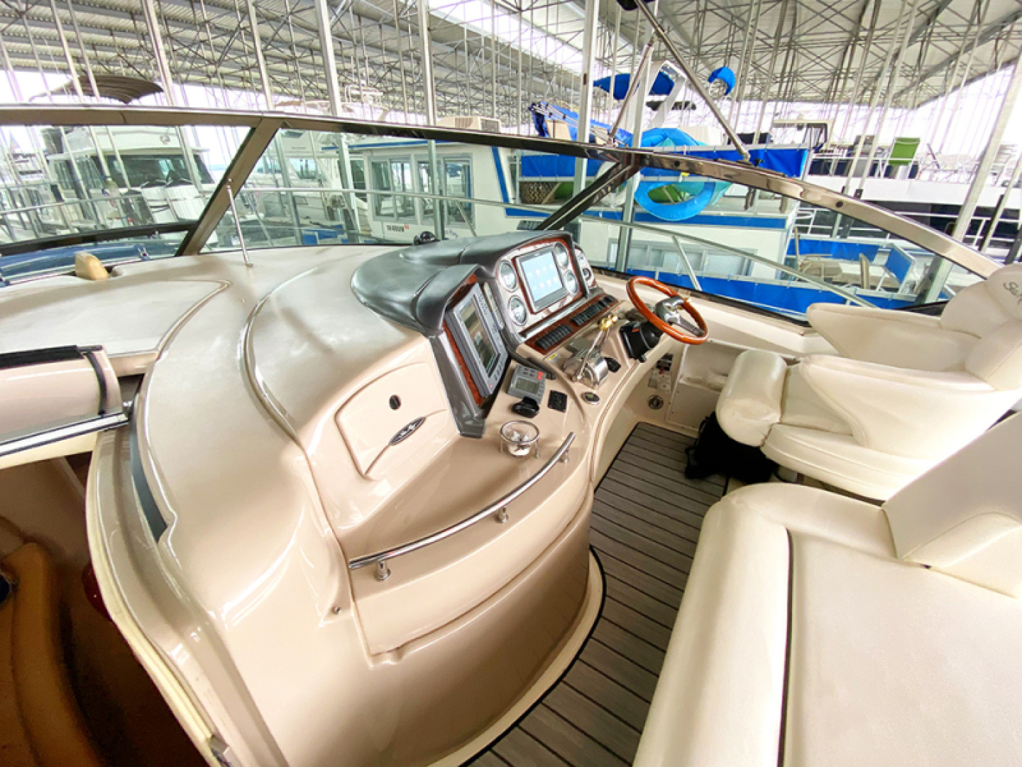 Sea Ray 420 Sundancer Yacht For Sale