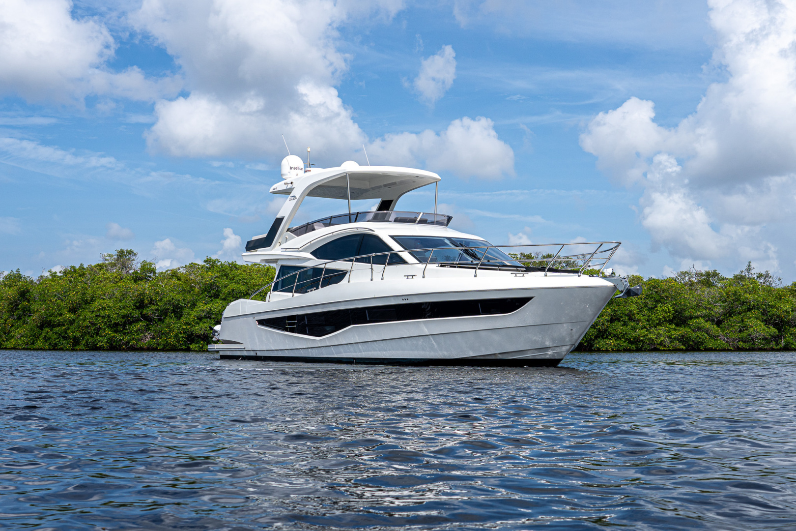 Galeon 550 Fly Yacht For Sale