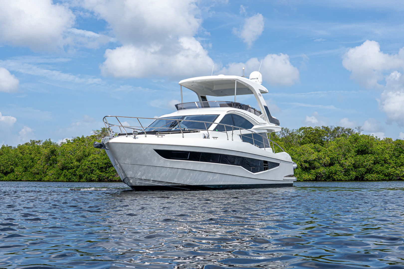 2022 Galeon 550 Fly