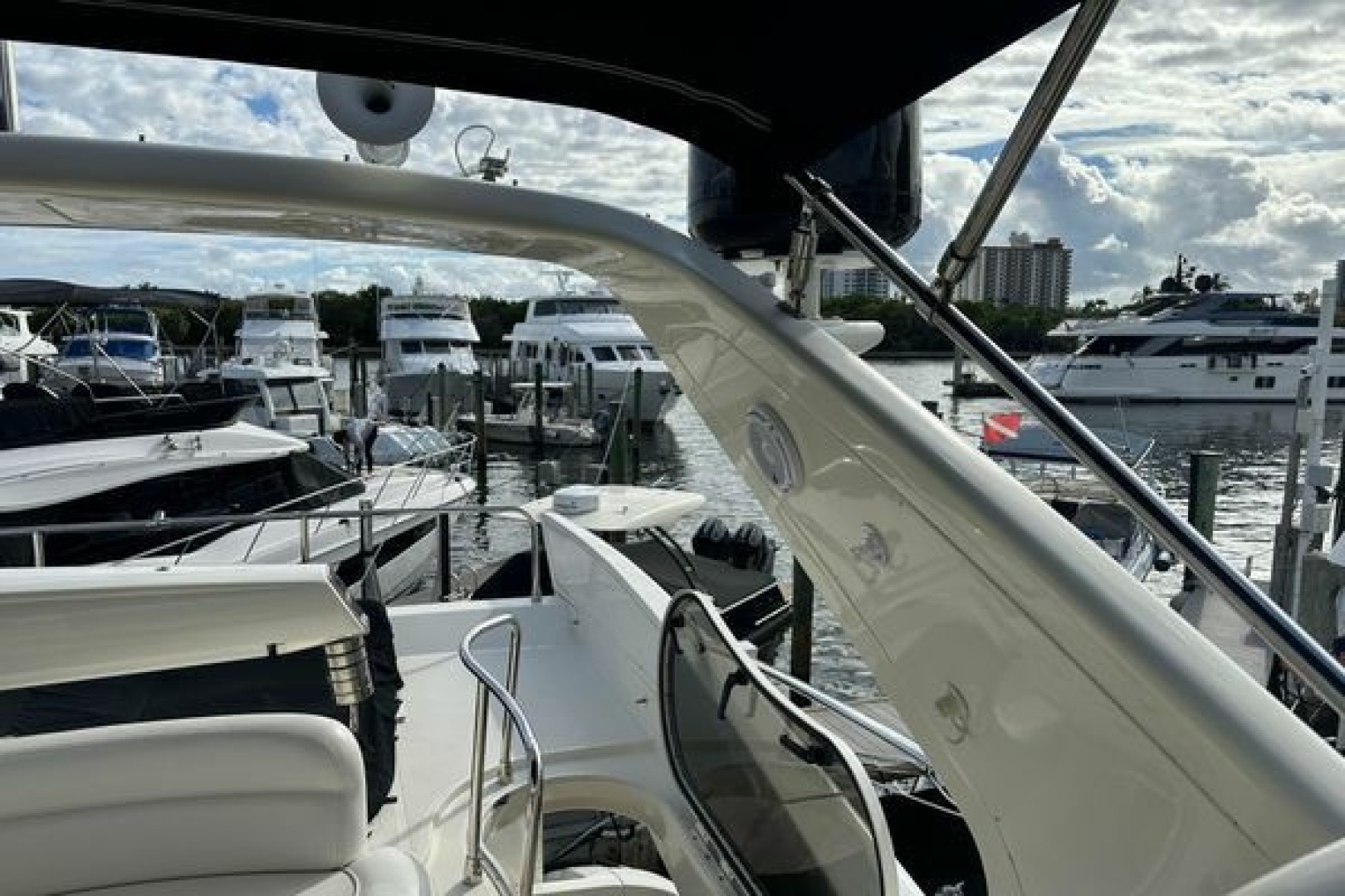Azimut 55E Yacht For Sale