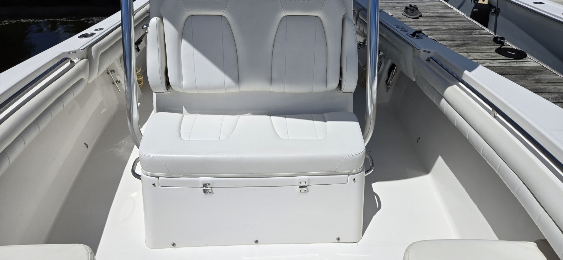 2018 Regulator 28 FS