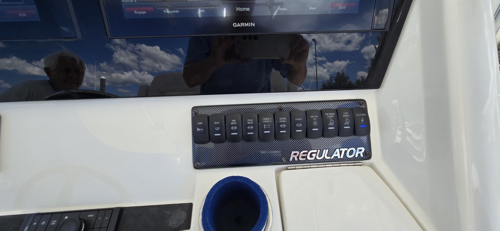 2018 Regulator 28 FS