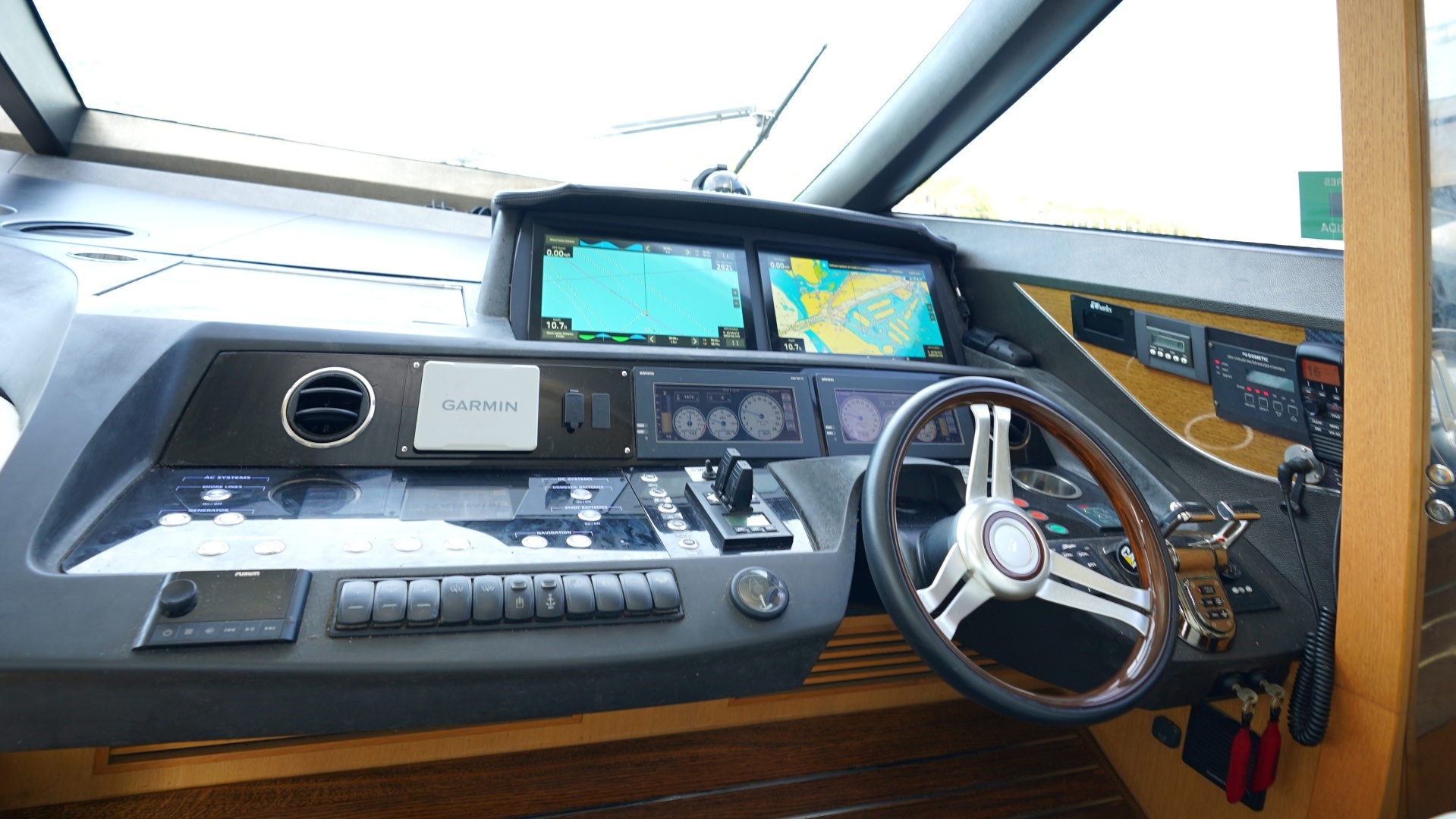 Princess V72 Yacht For Sale