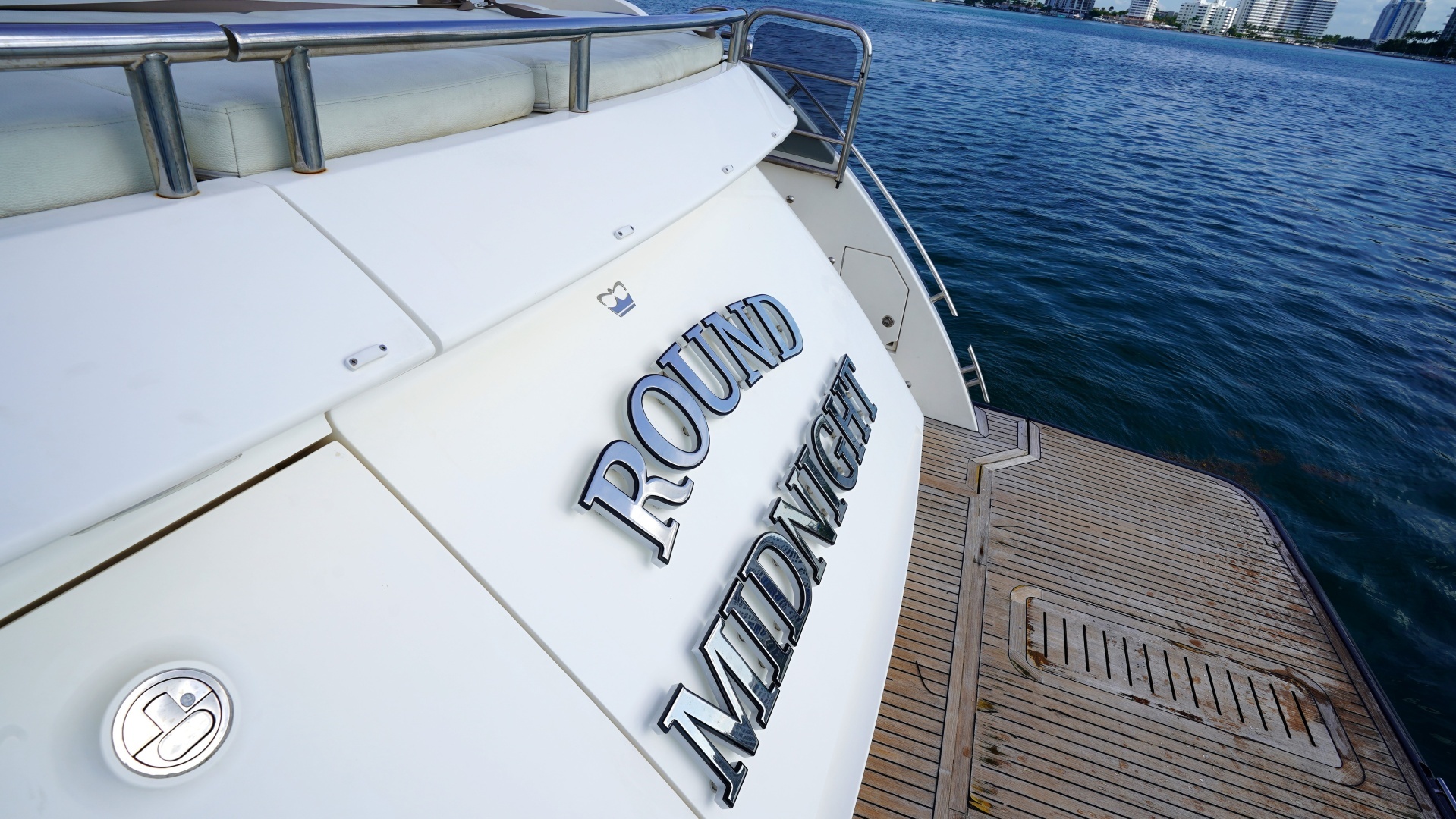 Princess V72 Yacht For Sale
