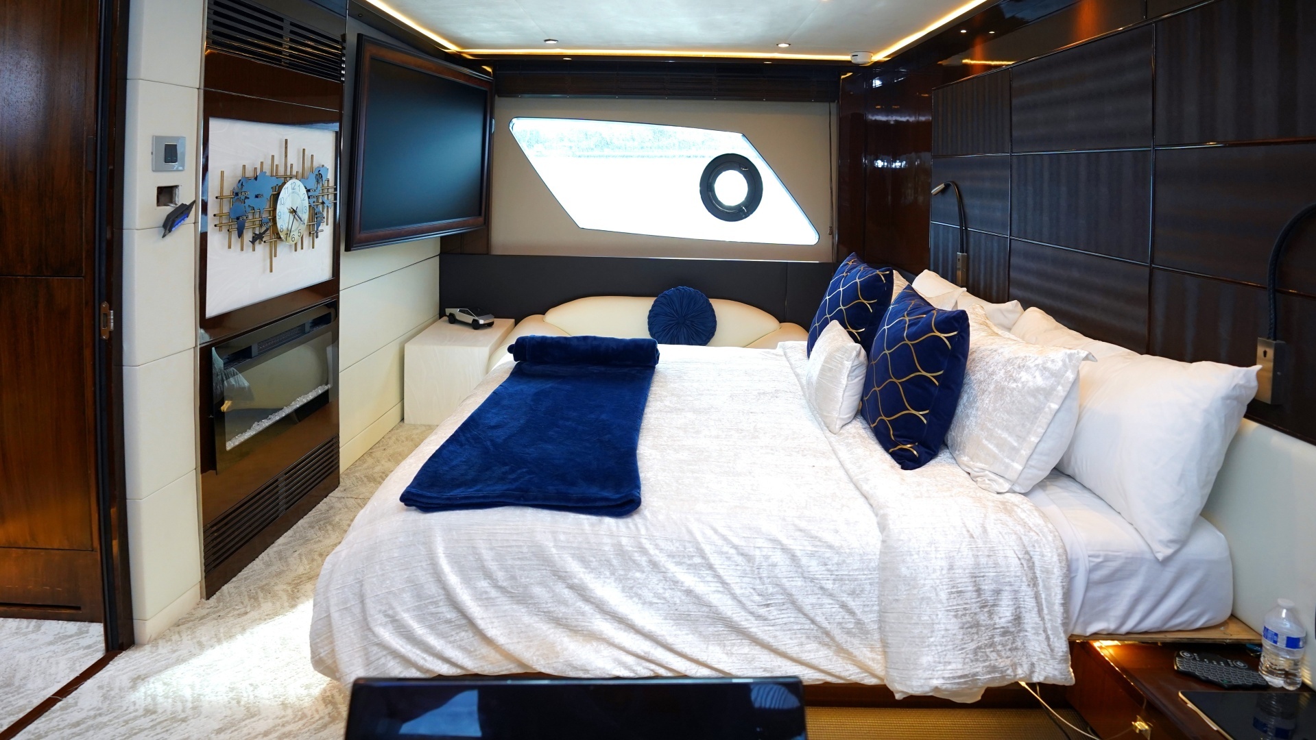 Princess V72 Yacht For Sale