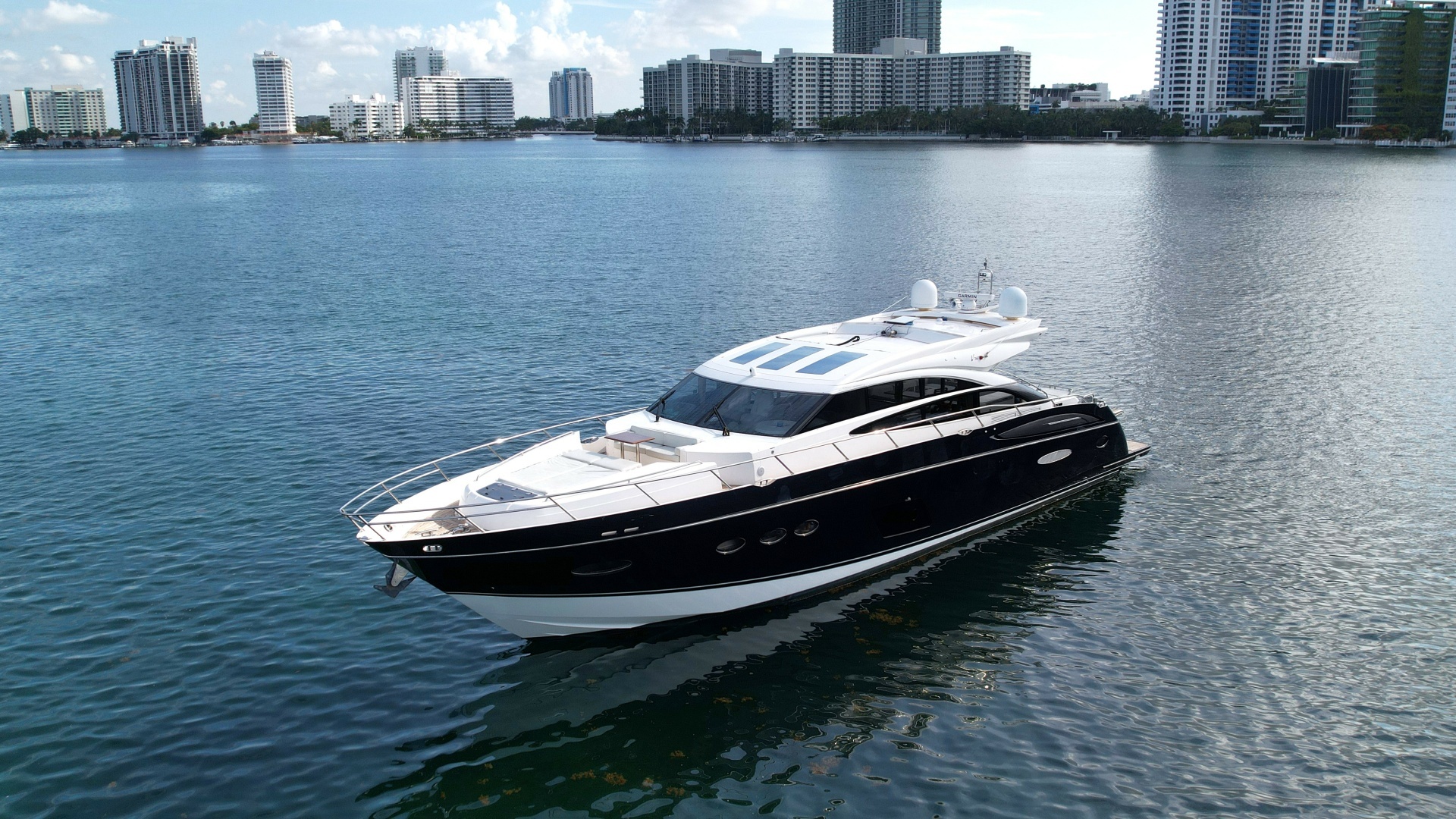 Princess V72 Yacht For Sale