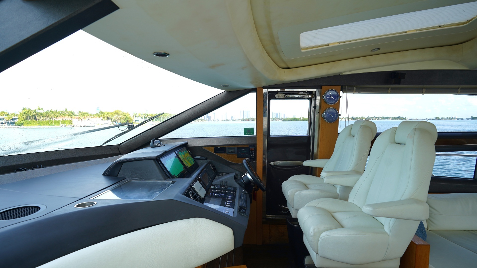 Princess V72 Yacht For Sale