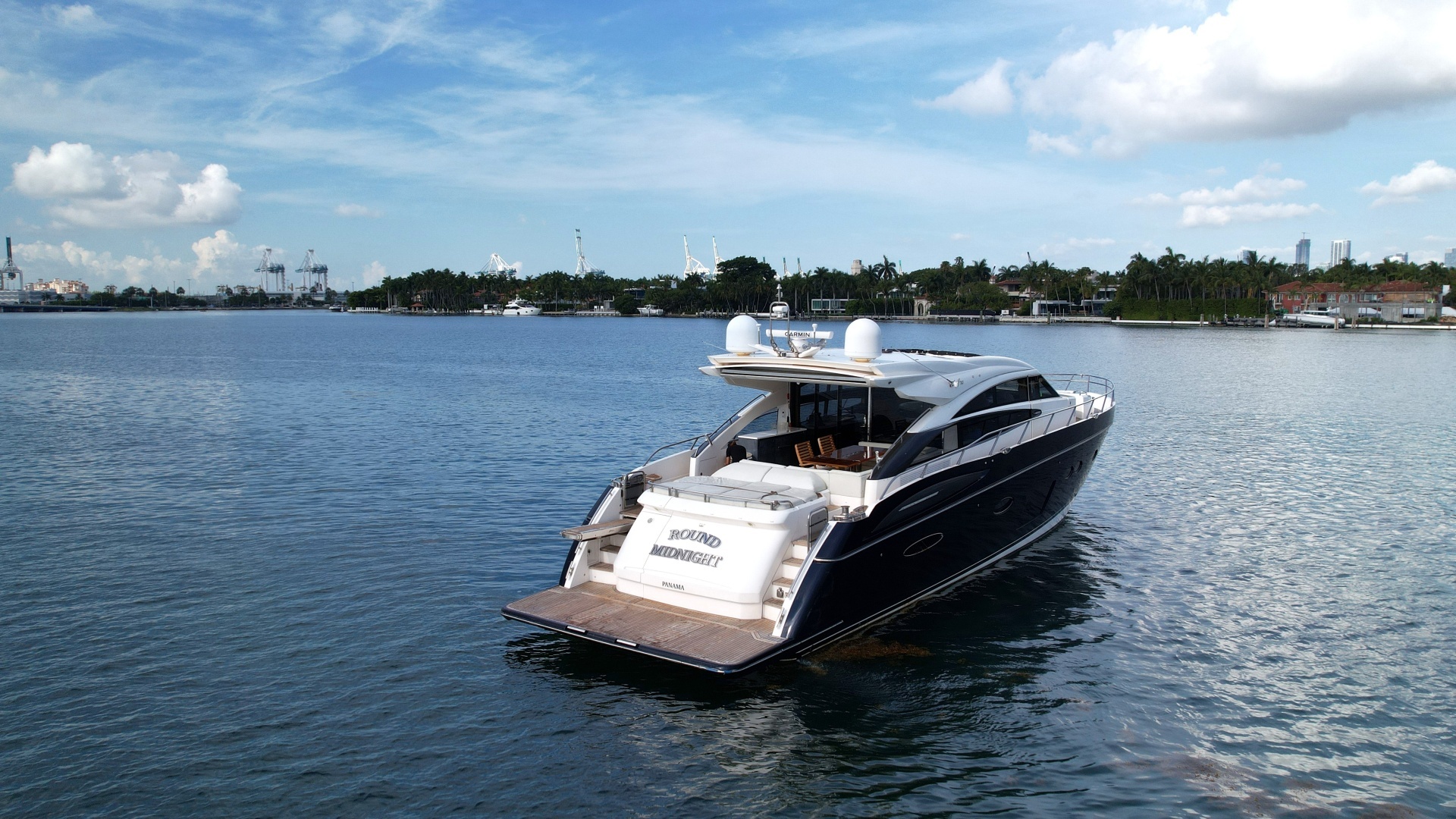 Princess V72 Yacht For Sale