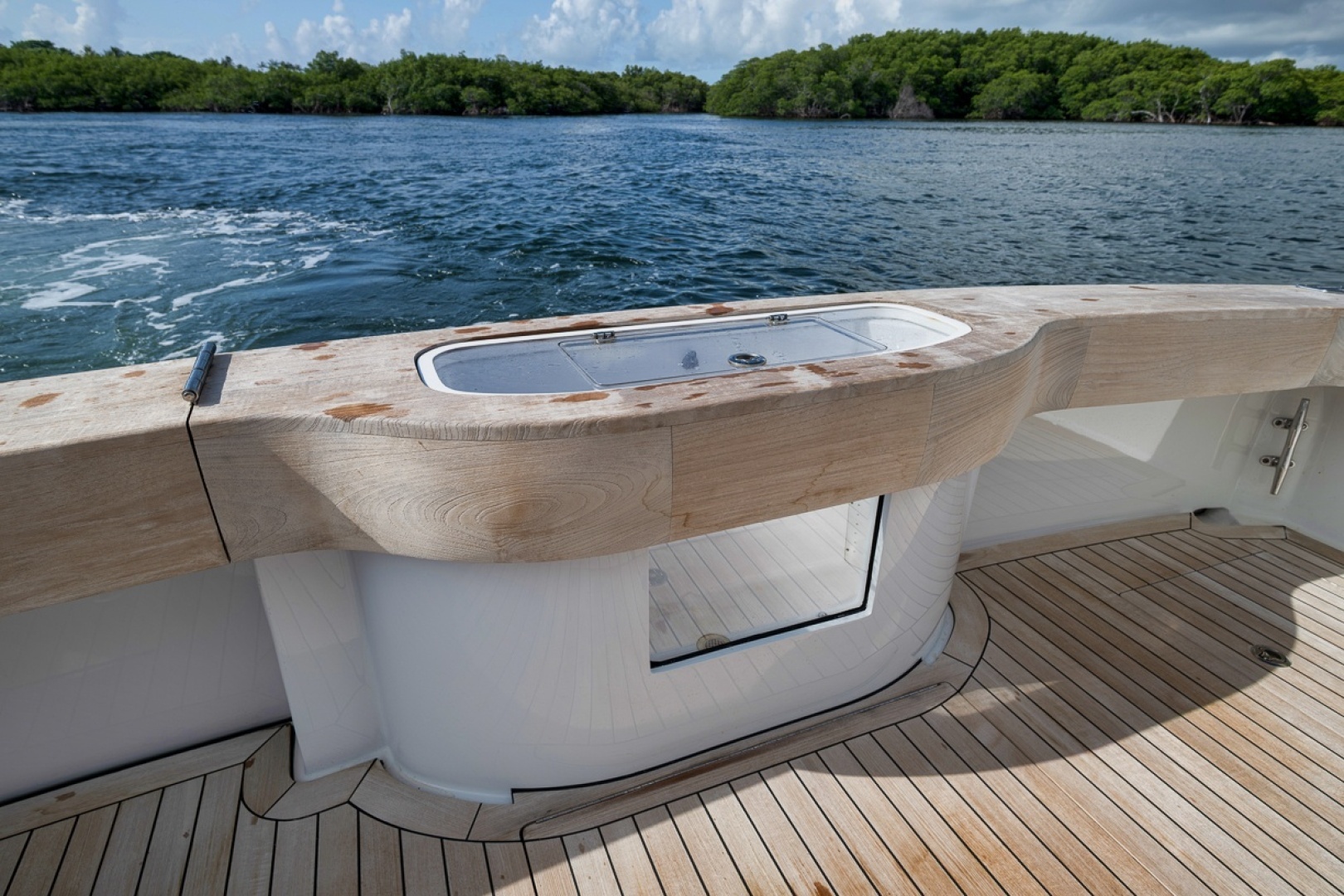 Hatteras GT45X Yacht For Sale