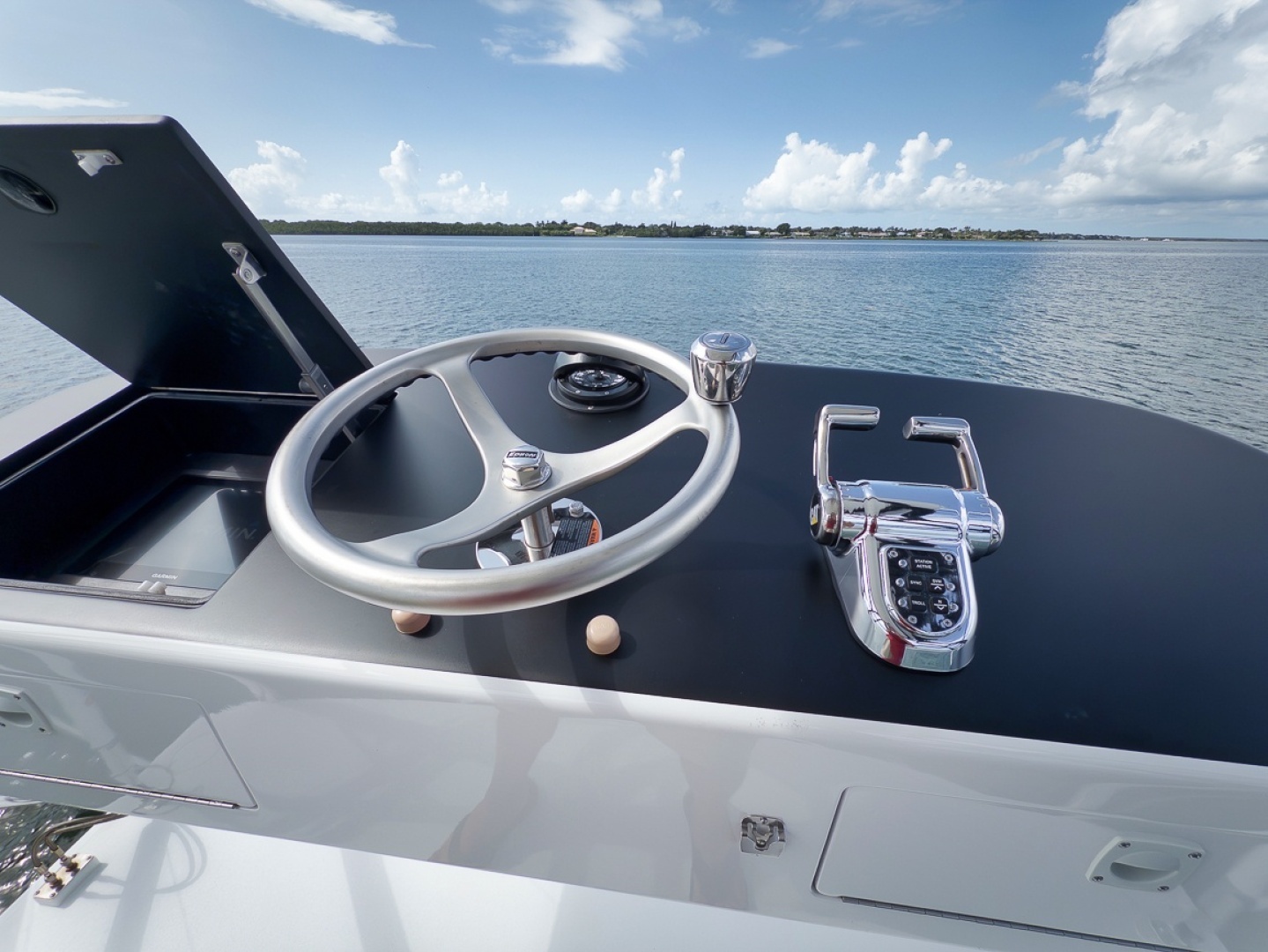 Hatteras GT45X Yacht For Sale