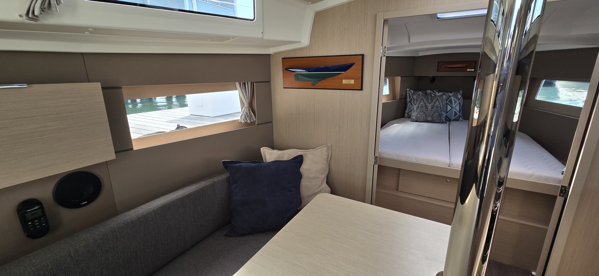 SUMMERPLACE 38ft Beneteau Yacht For Sale