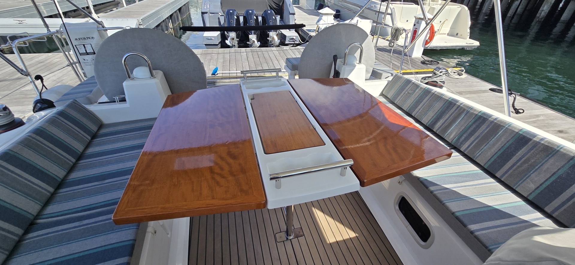 SUMMERPLACE 38ft Beneteau Yacht For Sale