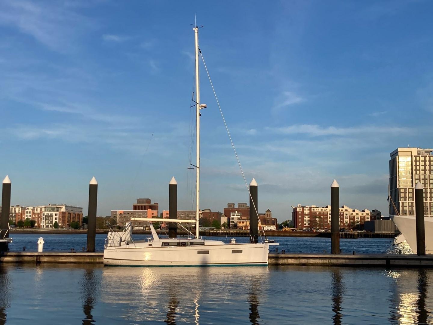 SUMMERPLACE 38ft Beneteau Yacht For Sale
