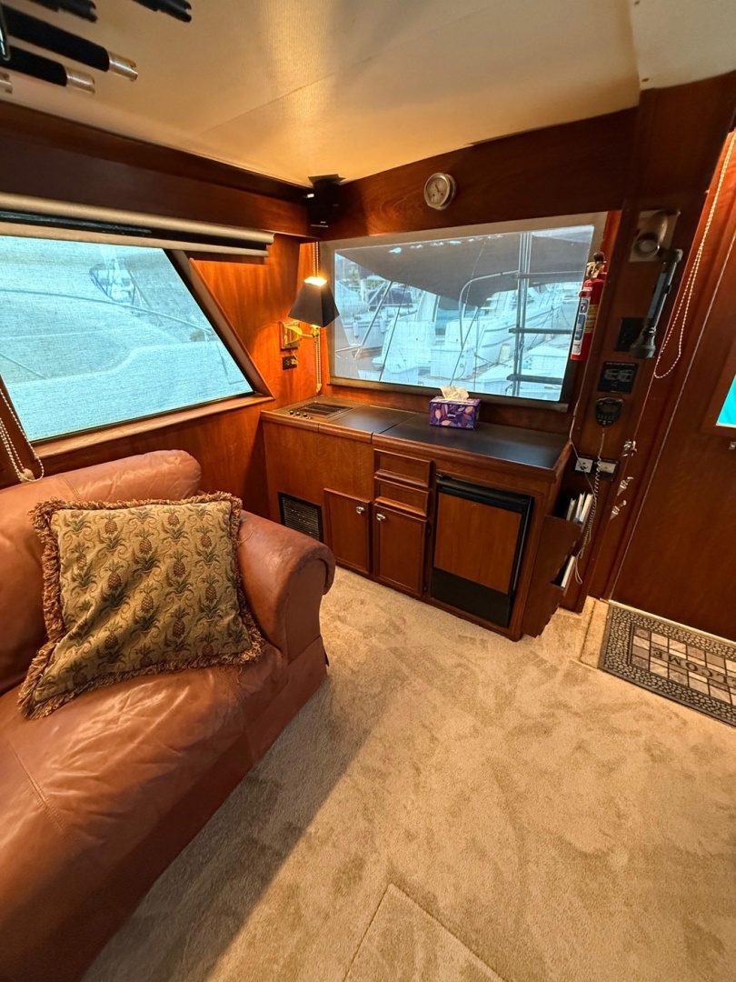 Hatteras 53 Convertible — KNOCK ON WOOD - Photo 53