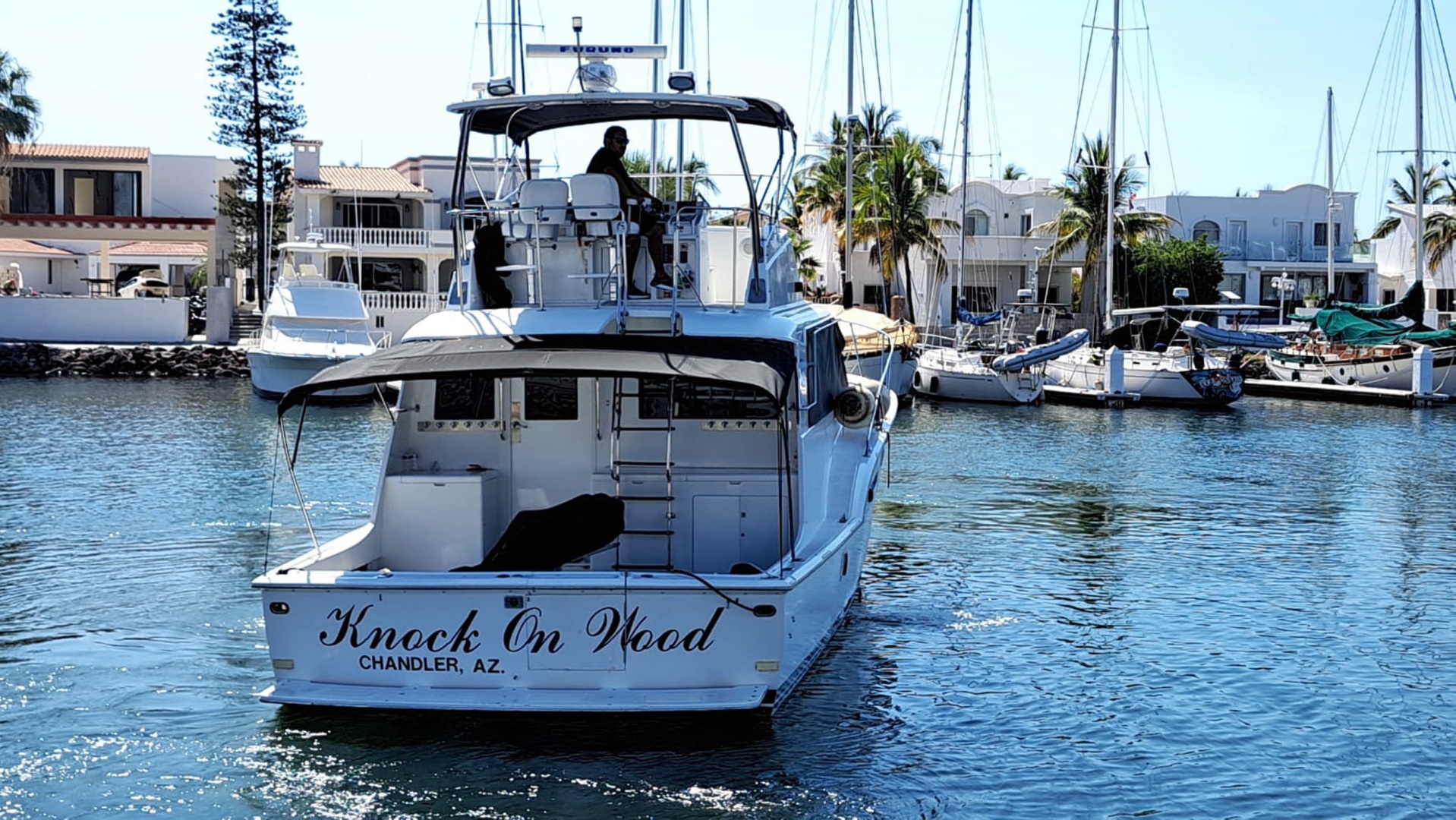 Hatteras 53 Convertible — KNOCK ON WOOD - Photo 21