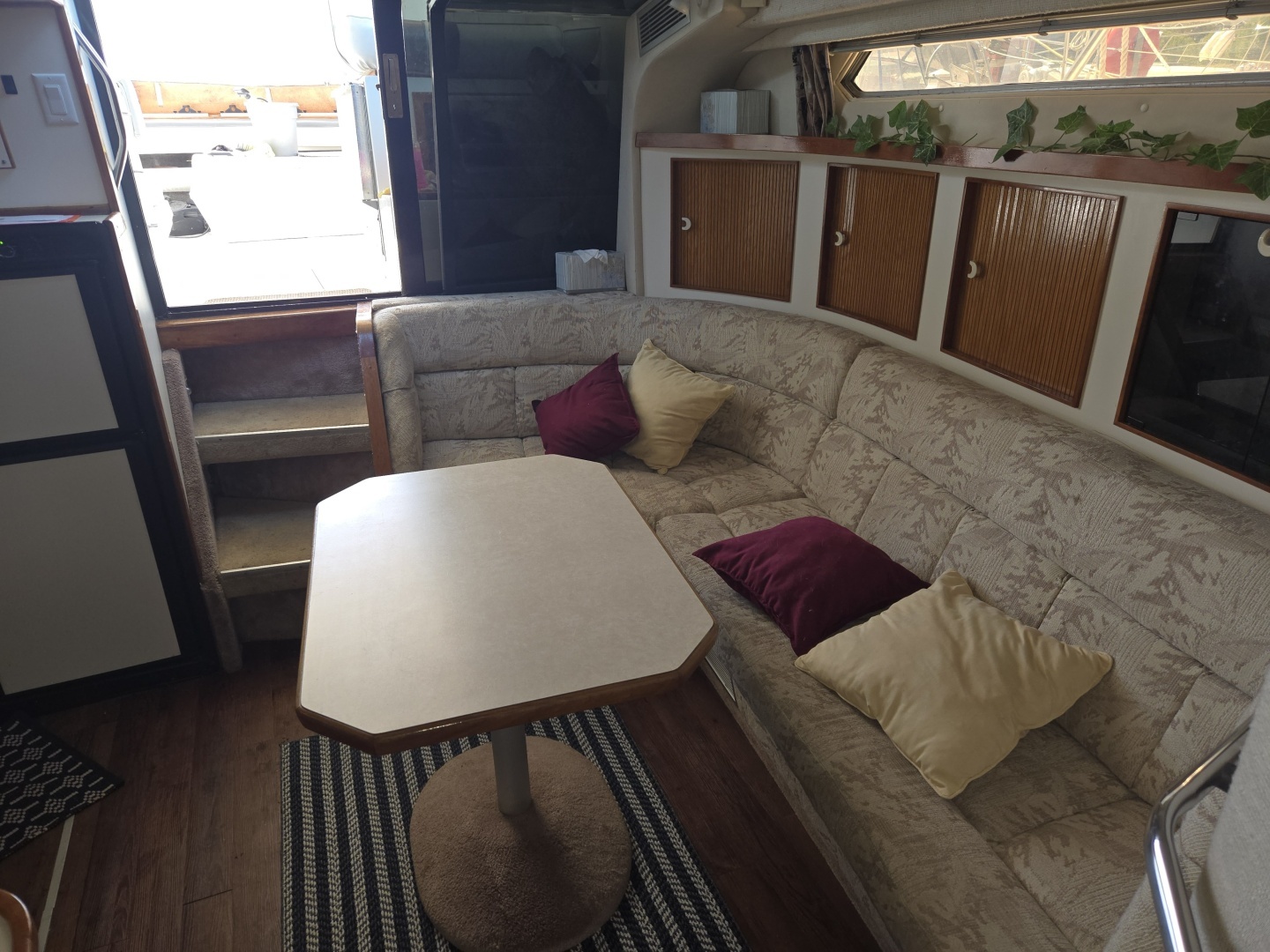 Sea Ray 390 Express — Peggy Sue - Photo 18