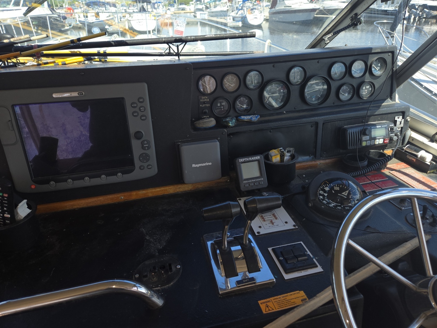 Sea Ray 390 Express — Peggy Sue - Photo 5