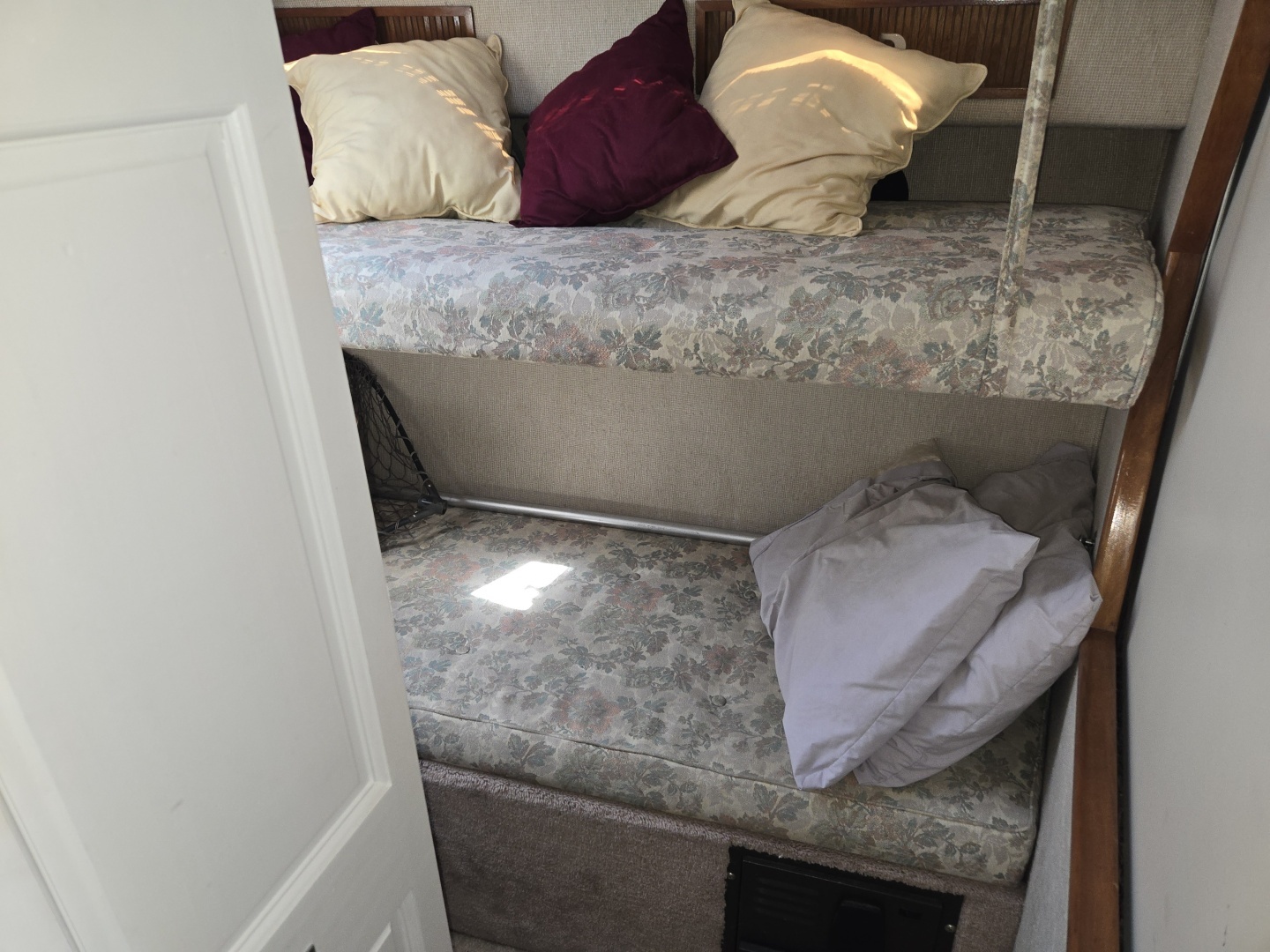 Sea Ray 390 Express — Peggy Sue - Photo 12