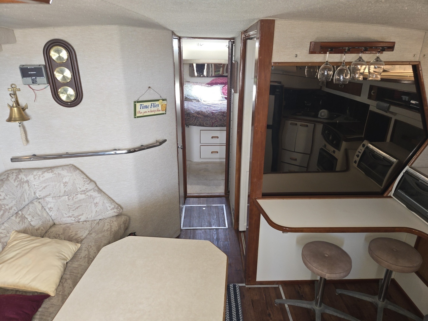 Sea Ray 390 Express — Peggy Sue - Photo 11