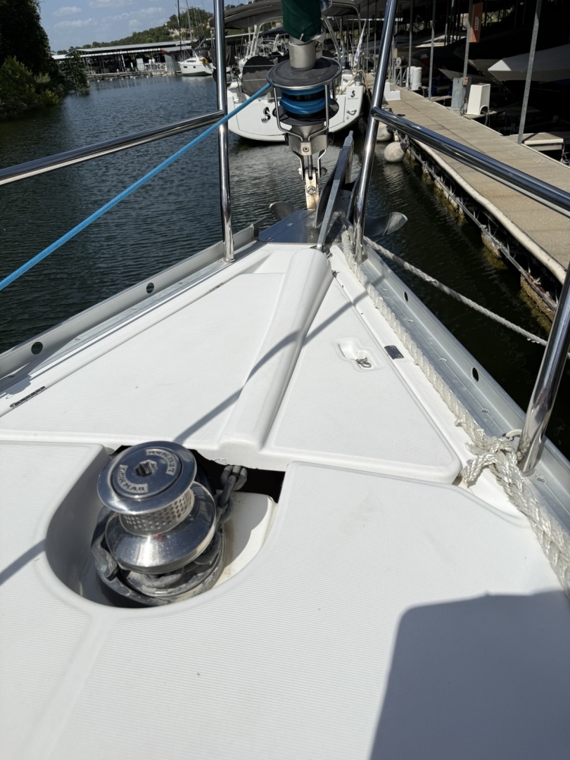 Lone Spar 36ft Beneteau Yacht For Sale