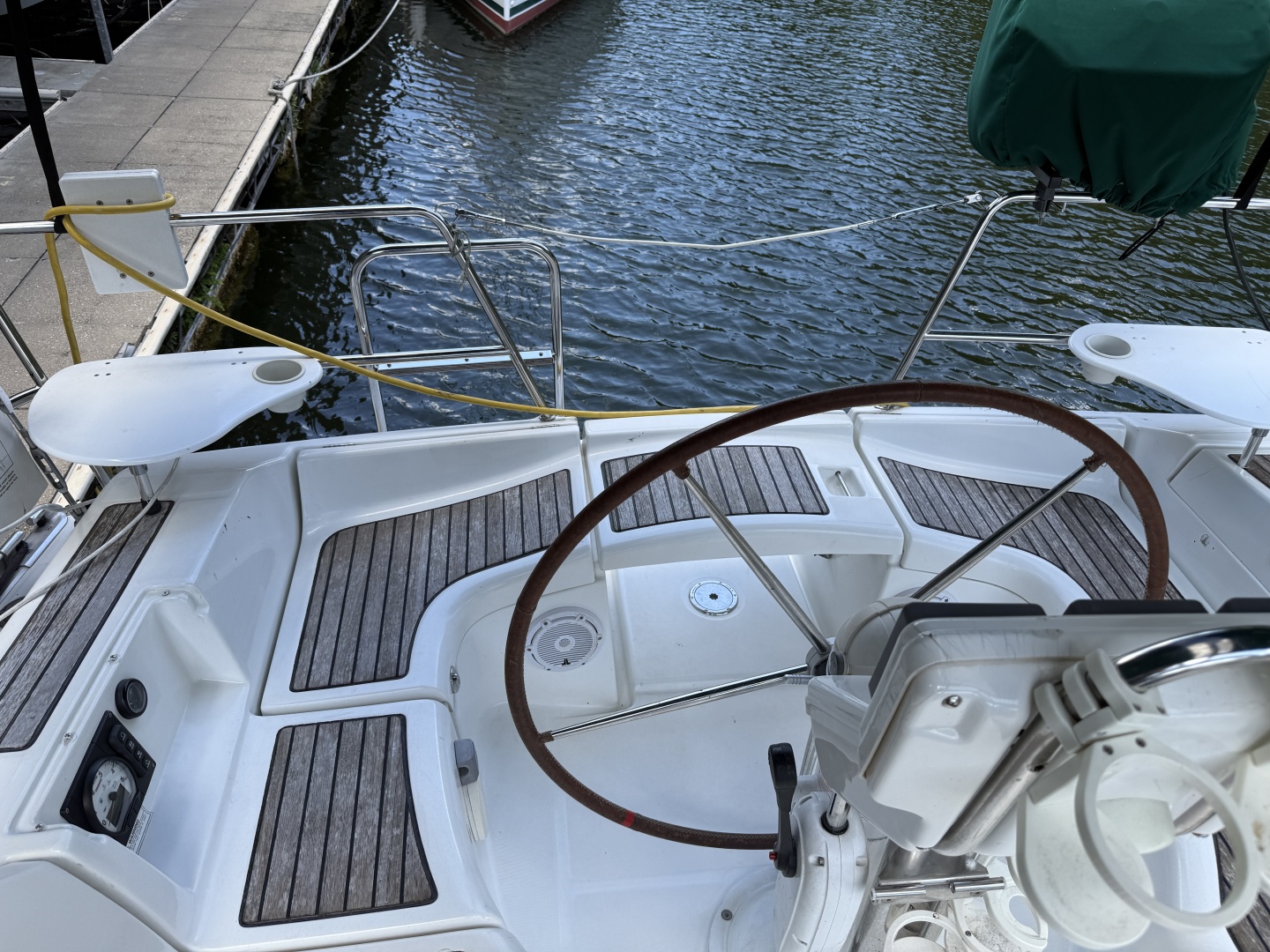 Lone Spar 36ft Beneteau Yacht For Sale