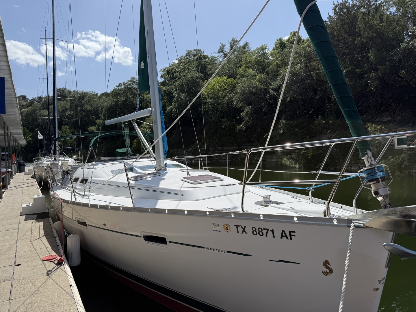 Lone Spar 36ft Beneteau Yacht For Sale
