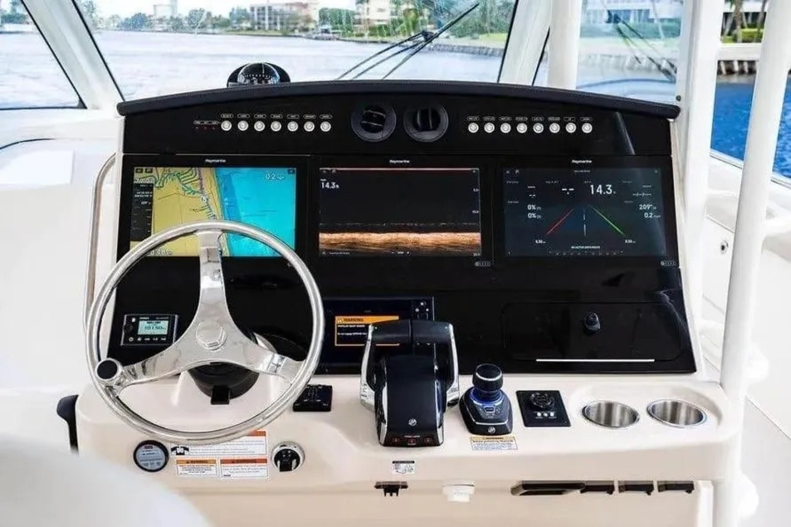 Boston Whaler  Yacht For Sale