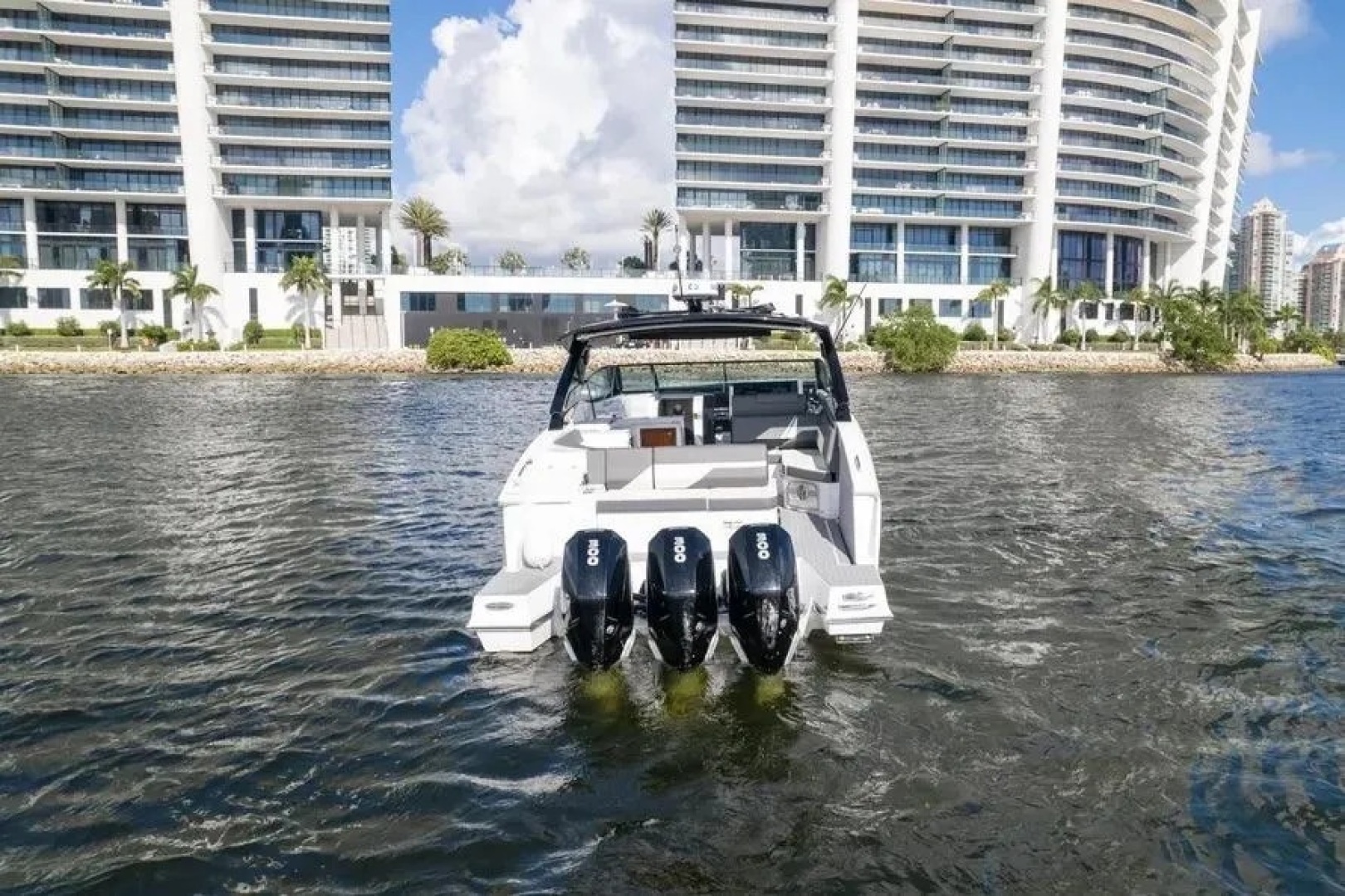 Cruisers Yachts - Photo 6