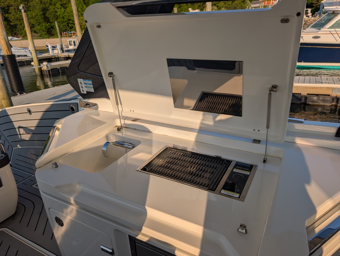 Galeon - Photo 12