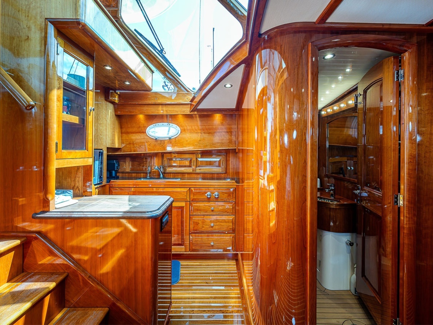 Hinckley Talaria 55 MKII Yacht For Sale