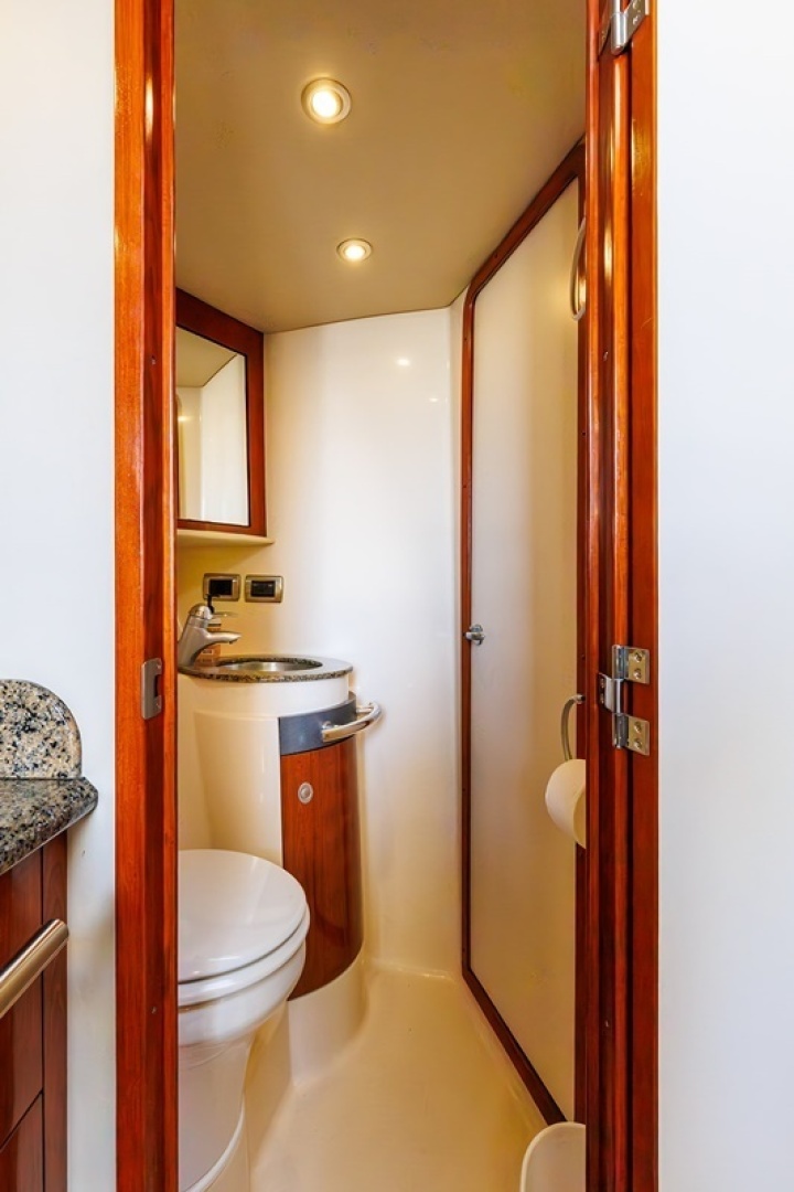 2005 Sea Ray 390 Sundancer
