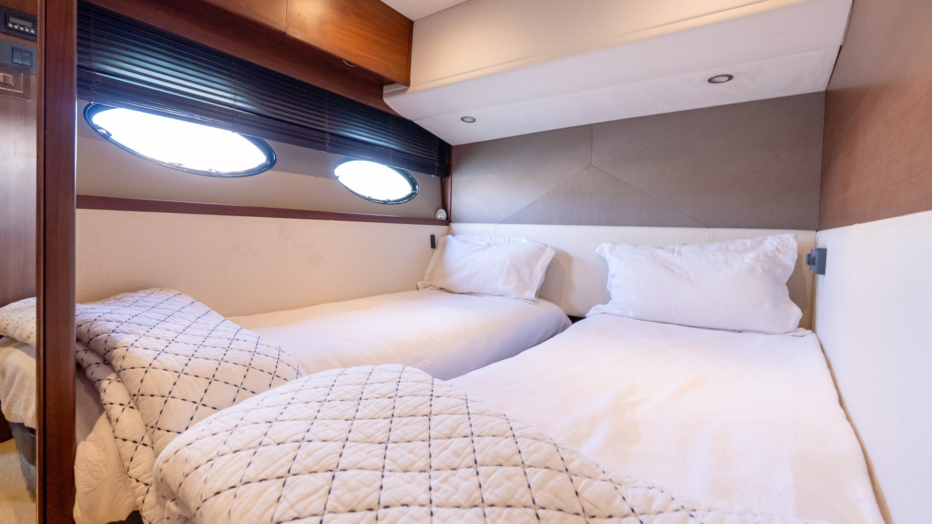 Princess F52 — DEBT SETTER - Photo 72