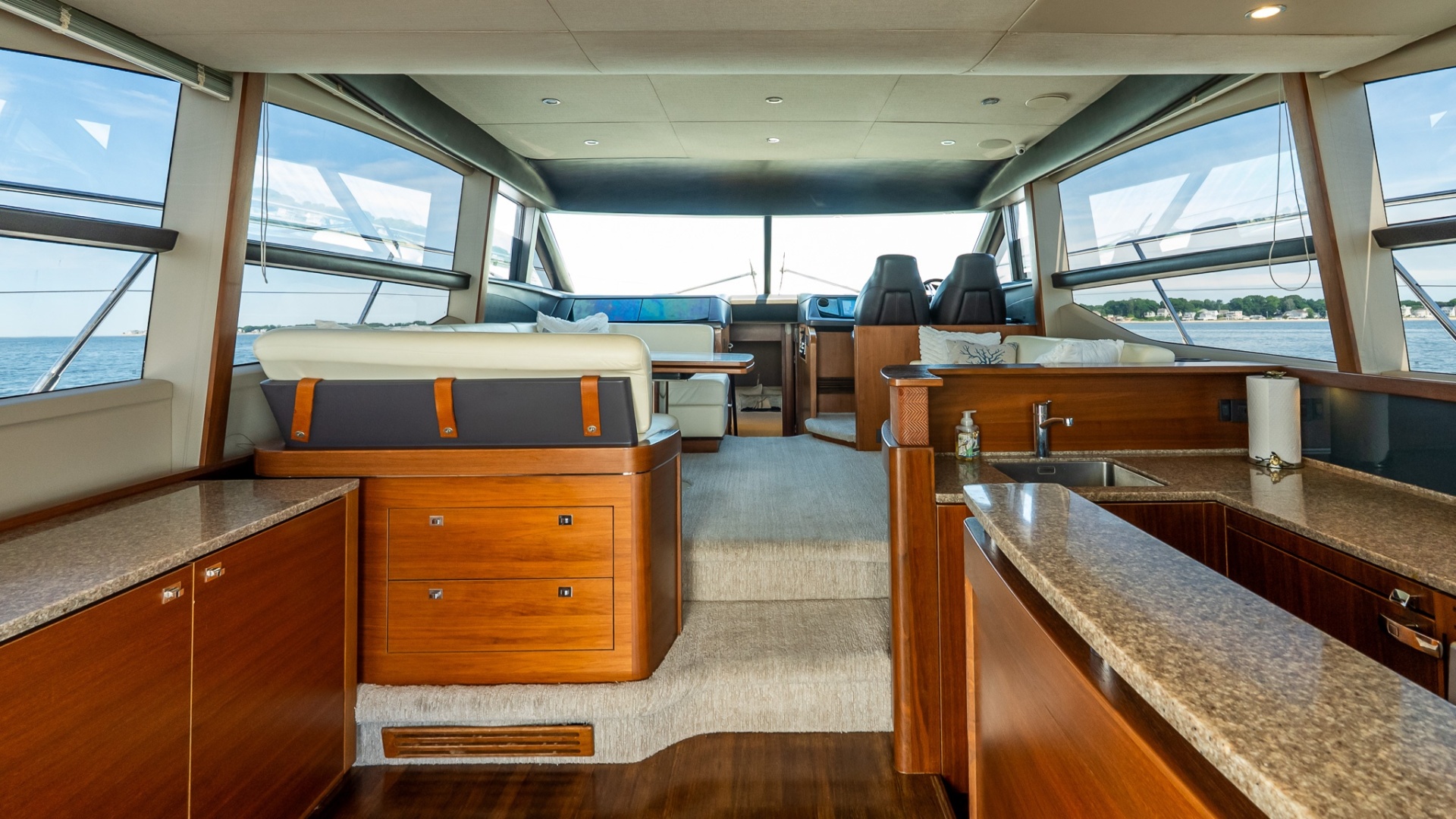 2014 Princess F52