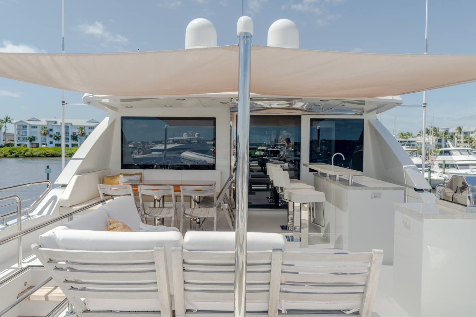 2019 Ocean Alexander 100 Motoryacht