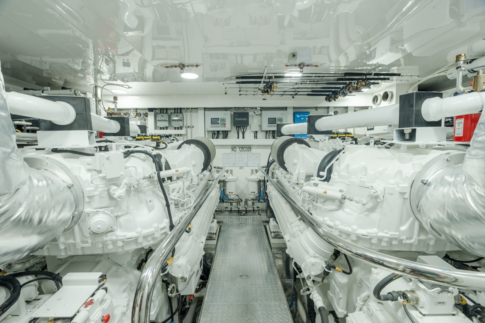 Ocean Alexander 100 Motoryacht — ZEPHYR - Photo 83